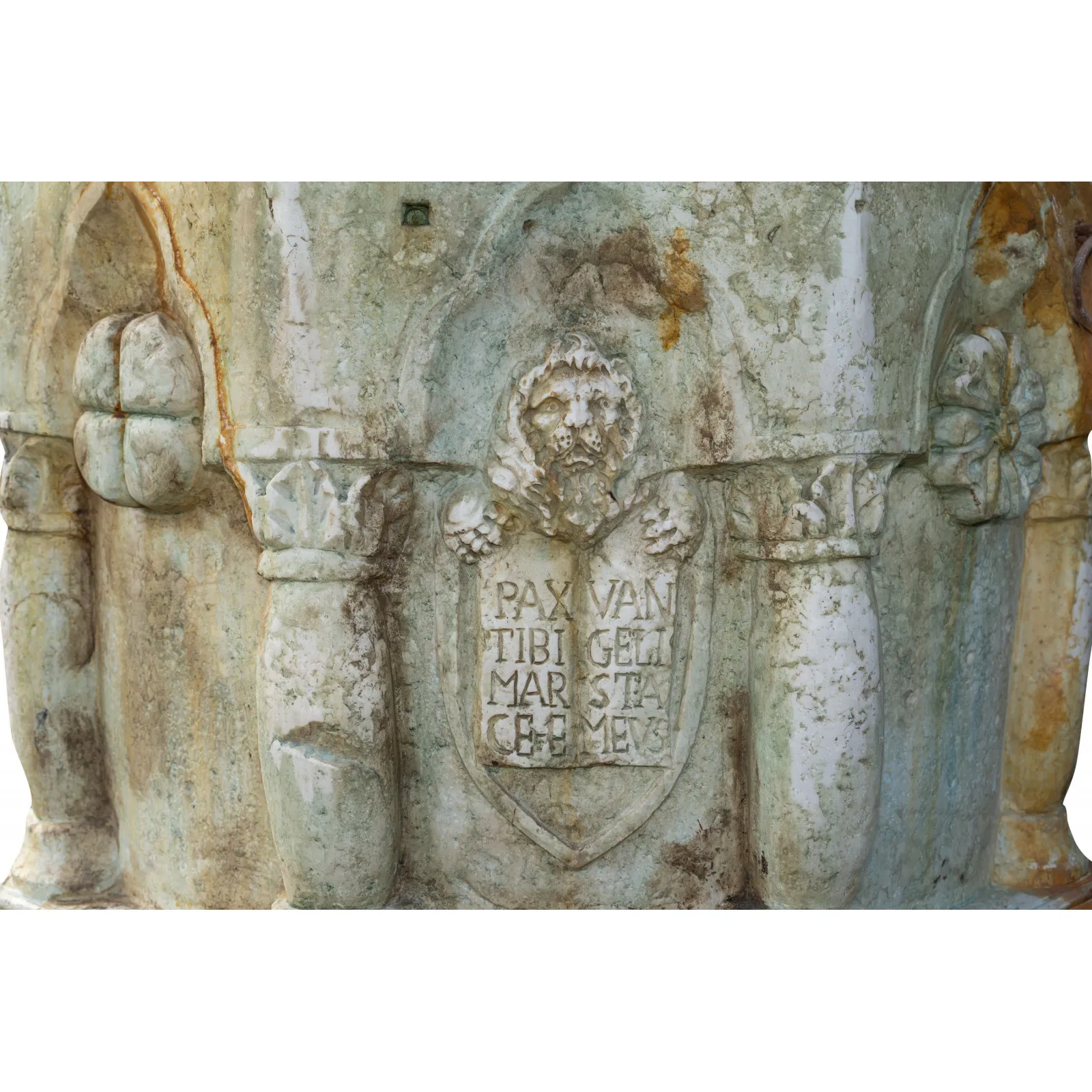 Brunnen WEISSER MARMOR VON VERONA