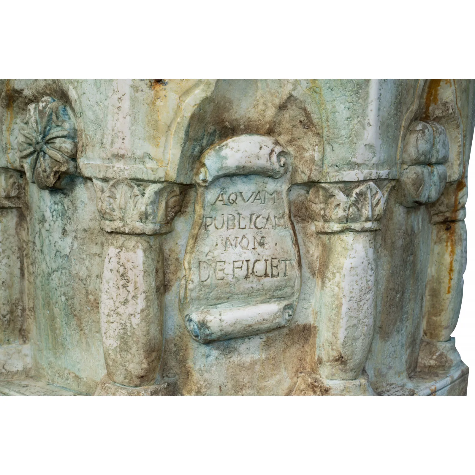 Brunnen WEISSER MARMOR VON VERONA